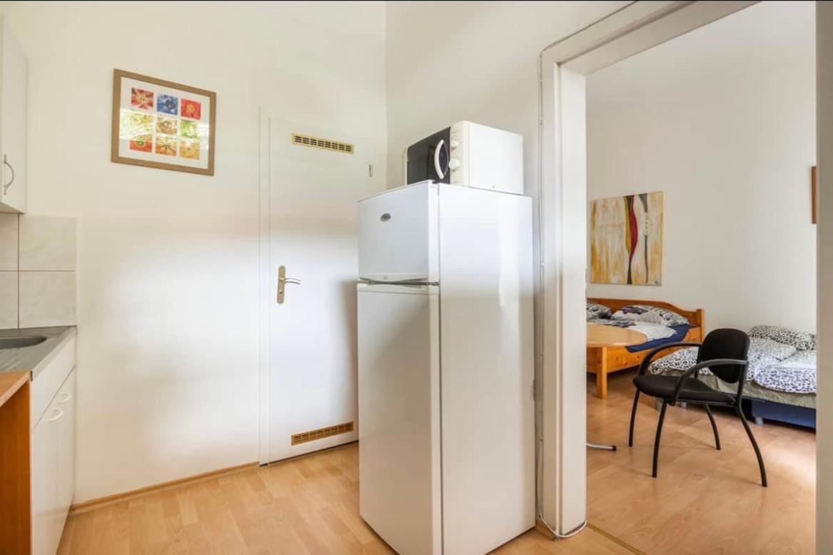 Apartment Stepanska Prague Exterior photo